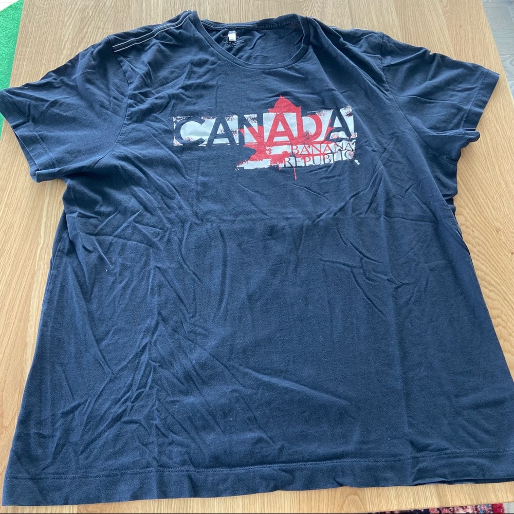 Banana Republic Graphic Tee